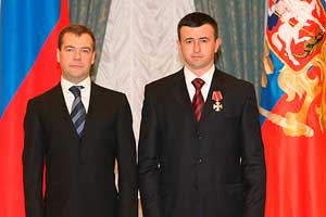 16 января 2009: Награждение Петра Гассиева Орденом Мужества