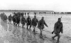 Советские солдаты пересечения Сиваш в ноябре 1943 года. Советские солдаты пересечения Сиваш в ноябре 1943 года.
