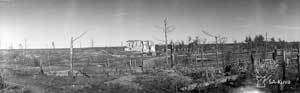 Район боевых действий на фотографии сентября 1941 г. В центре — развалины лютеранской кирхи. Фотография из архива Сил обороны Финляндии (SA-kuva).