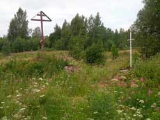 Sk 6. Памятные кресты на развалинах.