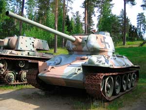 Танк Т-34-85, один из захваченных финнами летом 1944 г. на Карельском перешейке. Финский танковый музей, г. Парола.