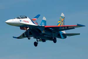 Истребитель Су-27 пилотажной группы Русские Витязи